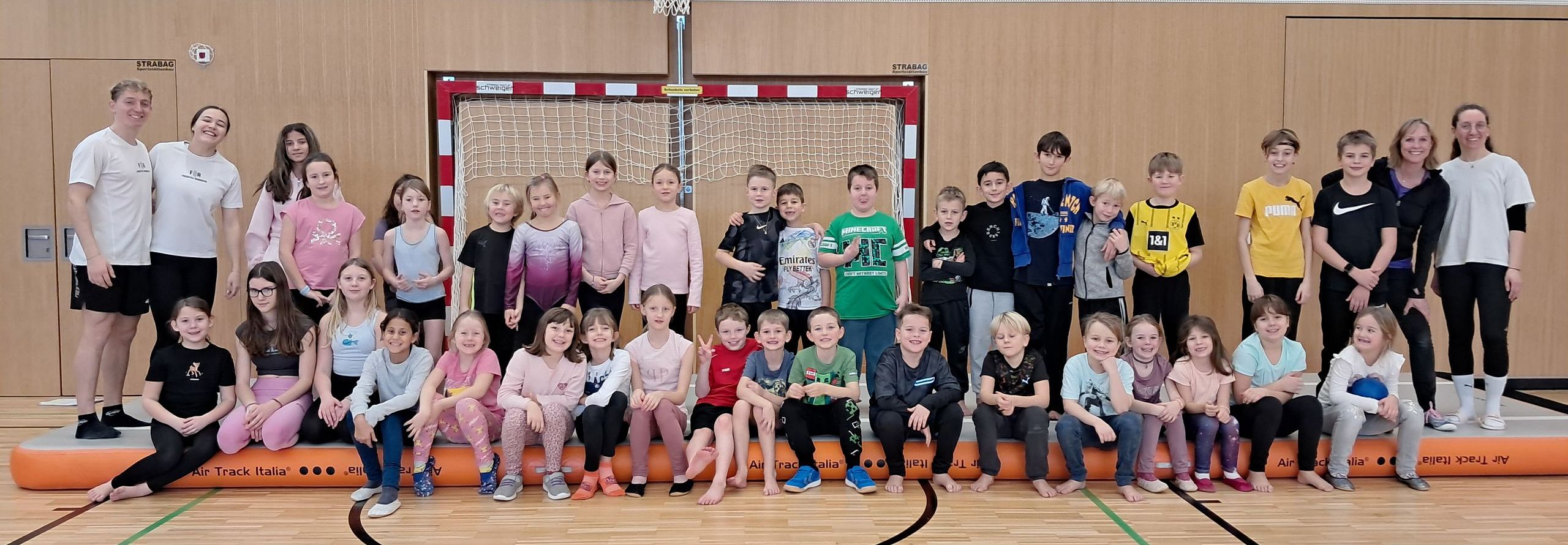 Gruppenfoto Weihnachts Ferienexrepss 2025