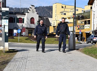 ein-tag-unterwegs-mit-der-stadtpolizeistandortmarketing-kleinheinz-0003-4