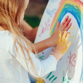 mother-daughter-drawing-5