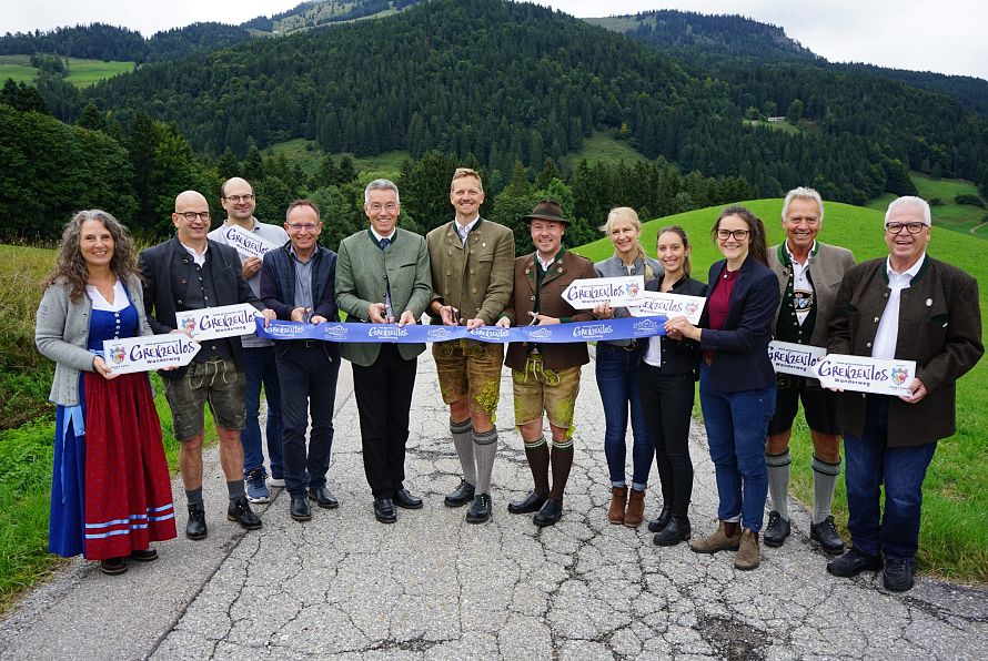 Grenzenlos-Wanderweg-Eroeffnung-(c)Chiemsee-Alpenland Tourismus