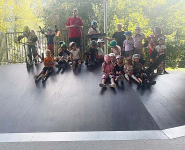 Skateboarden mit den Bones