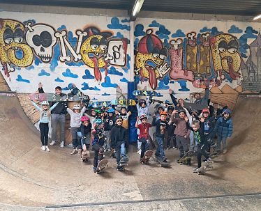 20251028_Kufstein_Ferienexpress_Skateboarding