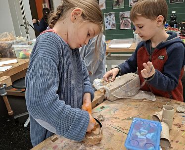 20251029_Kufstein_Ferienexpress_Basteln Bauen Spaß