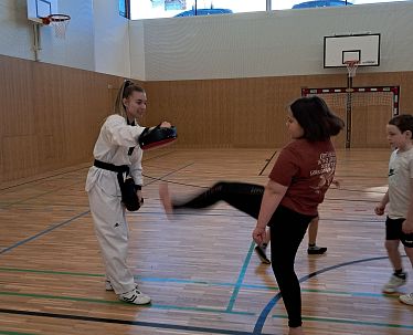 2026_Kufstein_Ferienexpress_Semesterferien_Taekwando2_c Vielfalt GmbH