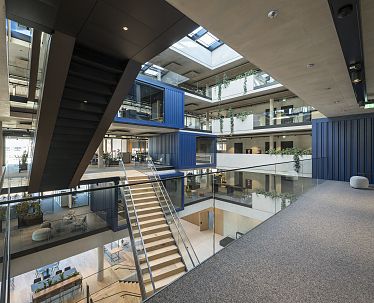 slim-bodner-zentrale-gross-quelle-haerdtlein-foto