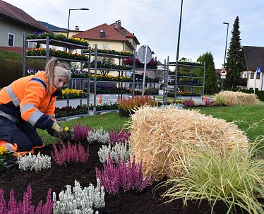 slim-stadtgeschehen-ein-tag-mit-dem-bauhof-stadtgartnereistandortmarketing-kleinheinz