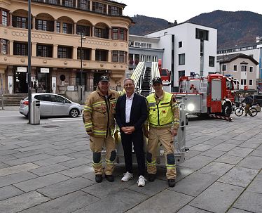slim-stadtgeschehen-neue-drehleiter-foto-1standortmarketingkufstein-0250