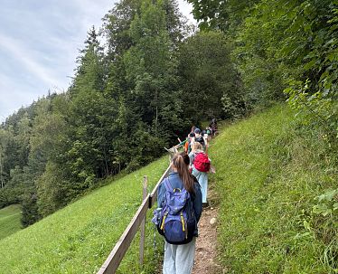 slim-wanderung-durch-die-natur17